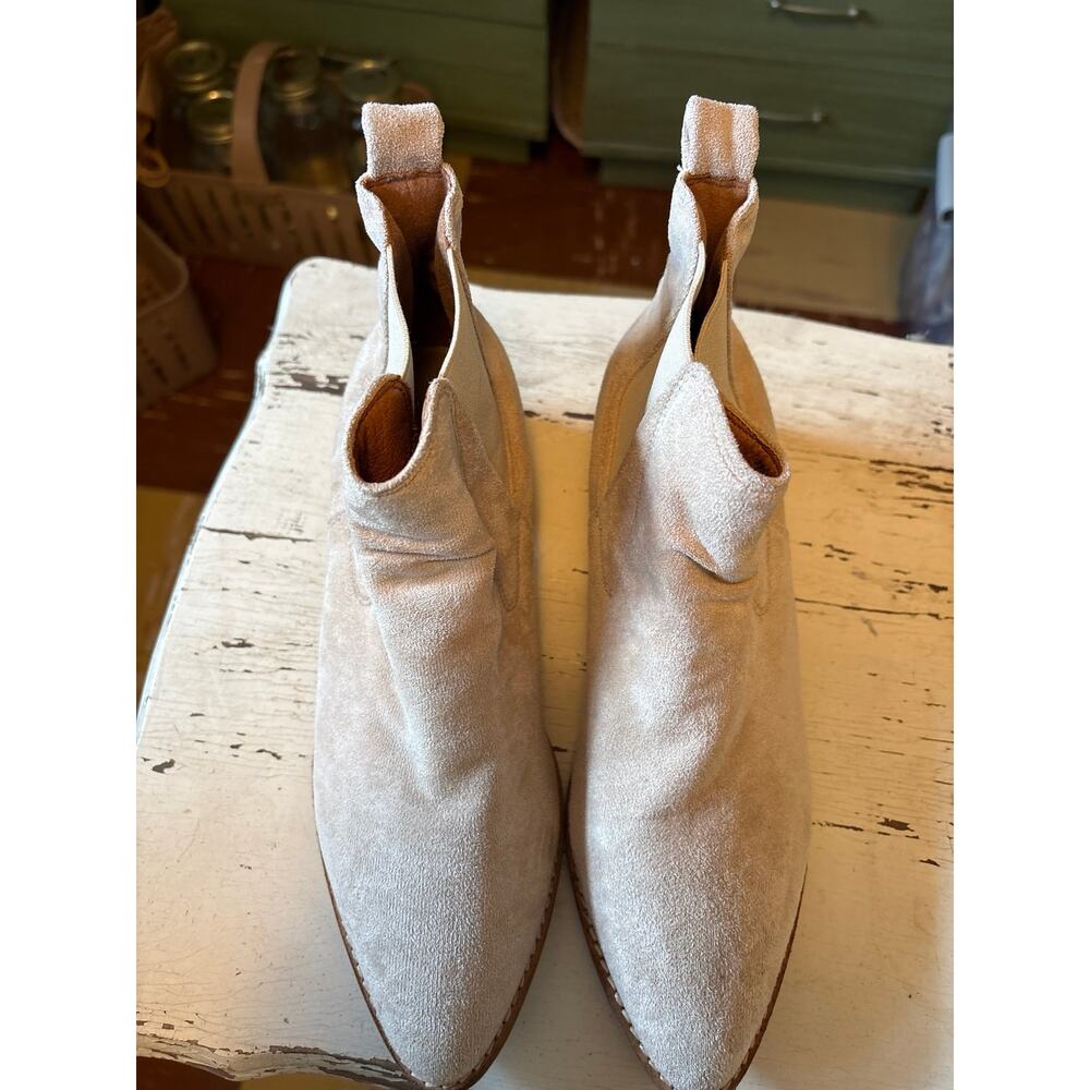BEAST ankle boots Sz 7.5